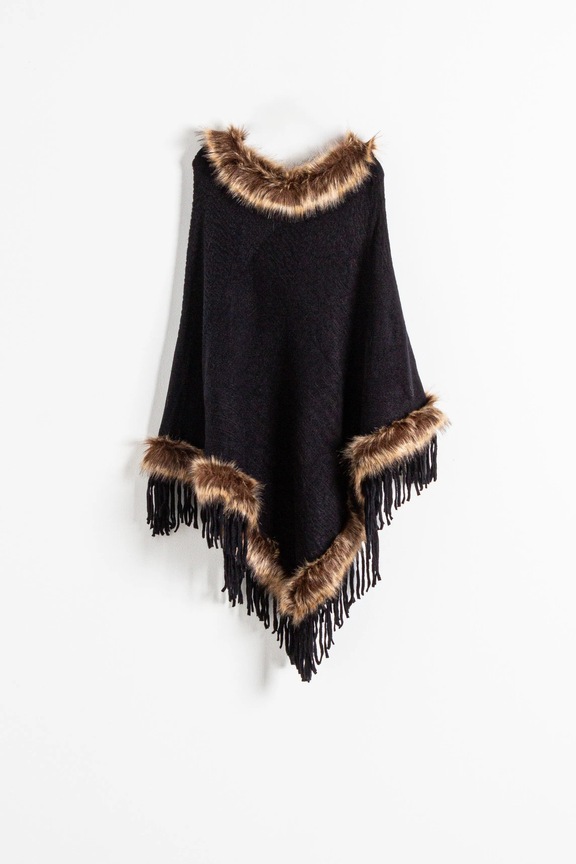 FAUX FUR SHAWL