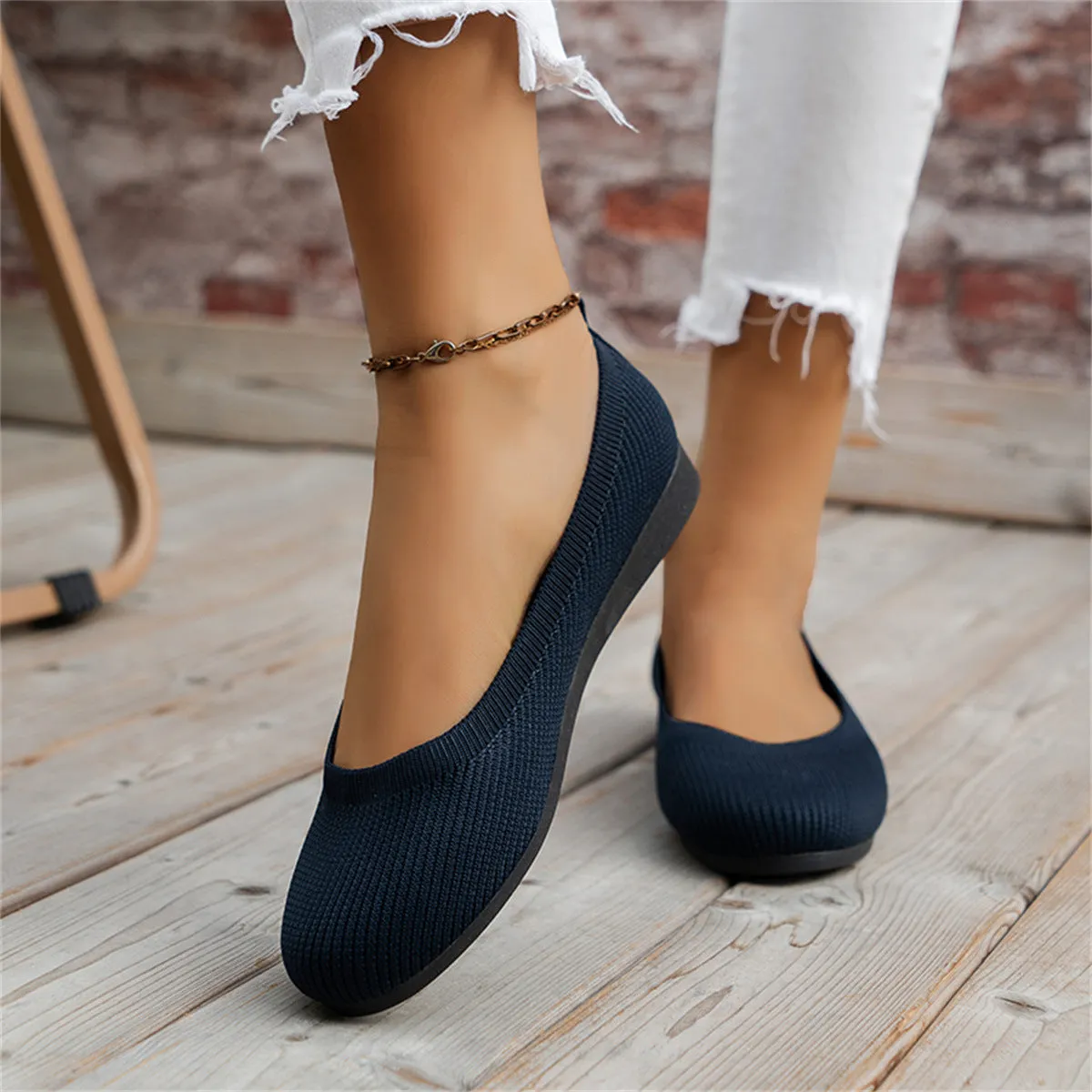 Modern and stylish casual shoes