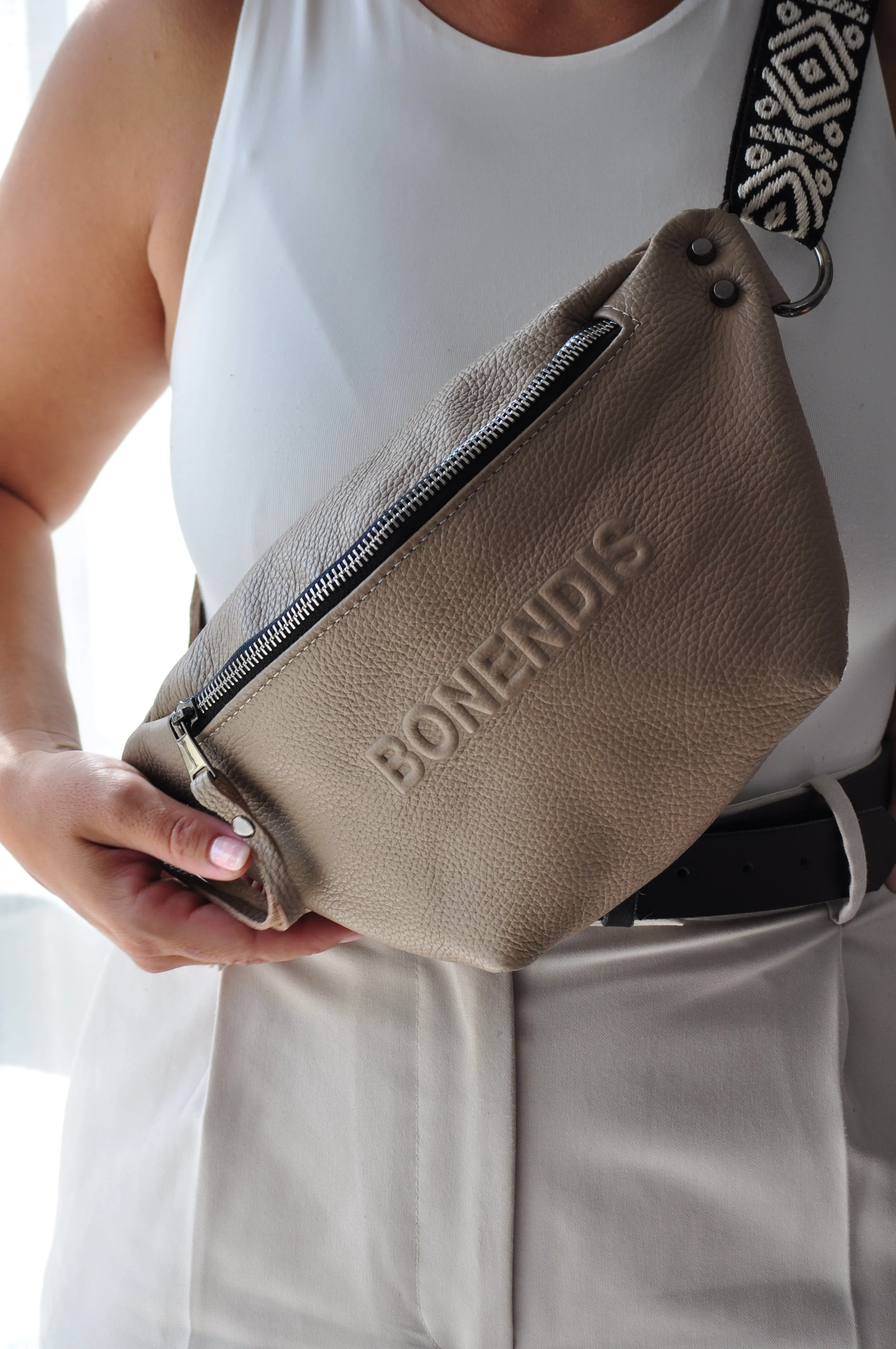 Venus Leather Belt  Bag - Biscotti