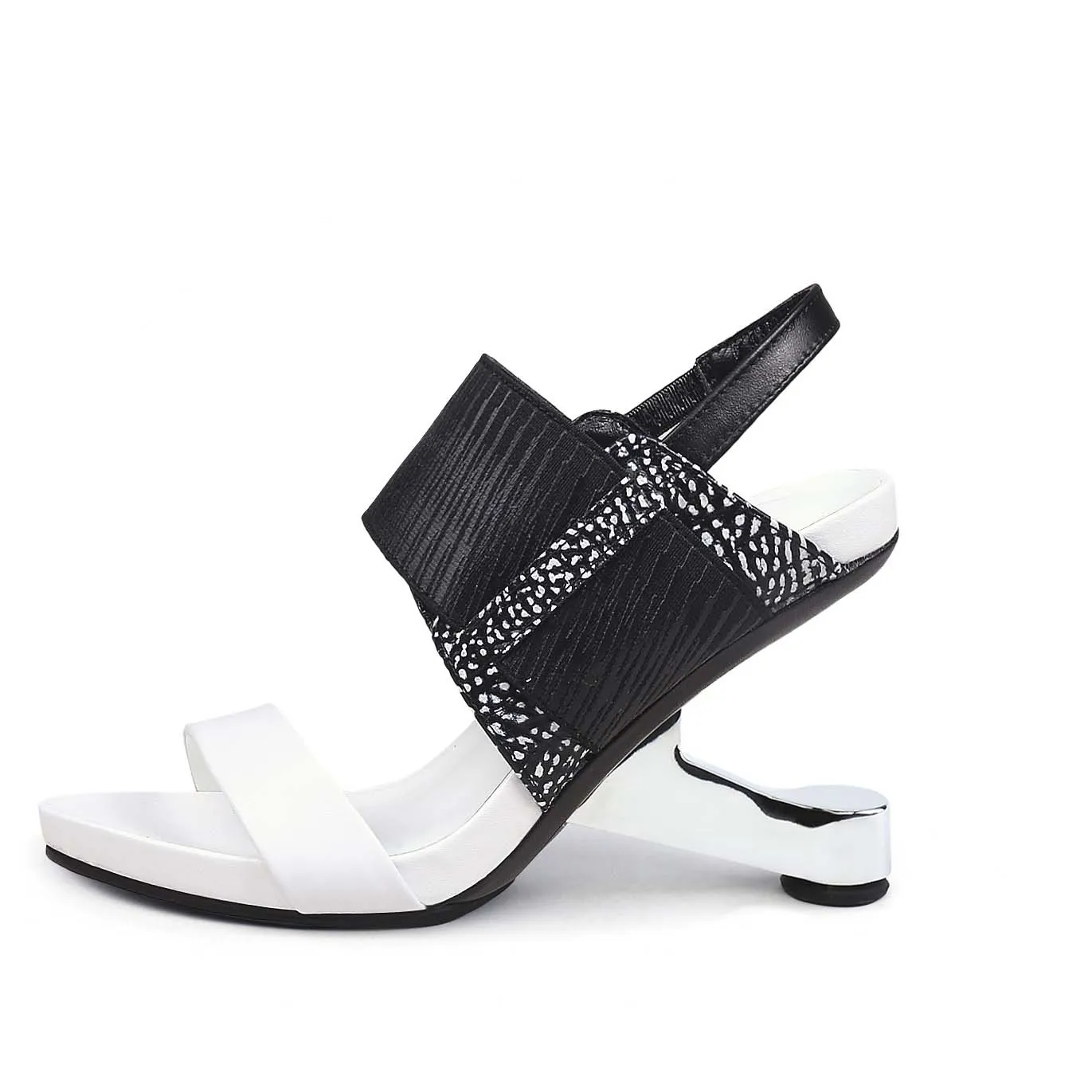 Wide Round Toe Strap Open Toe Sandals